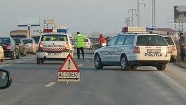 patru-masini-implicate-intr-un-accident-pe-dn-1.-cum-se-circula