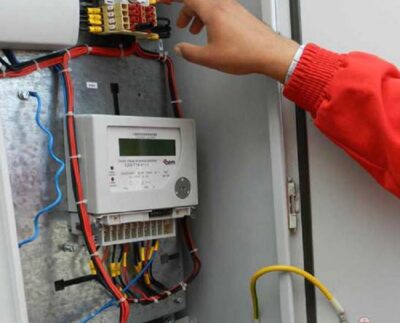 perchezitii-in-prahova-la-o-retea-specializata-in-furt-de-energie-electrica.-sunt-implicati-si-functionari-publici