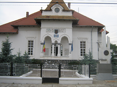 orasul-din-mijlocul-judetului-prahova-unde-trecutul-si-a-pus-adanc-amprenta