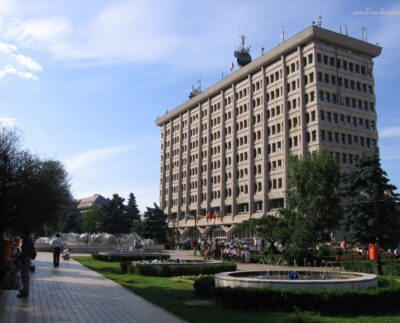 grupul-usr-plus-va-vota-desfiintarea-a-doua-directii-si-restructurarea-aparatului-consiliul-judetean-prahova