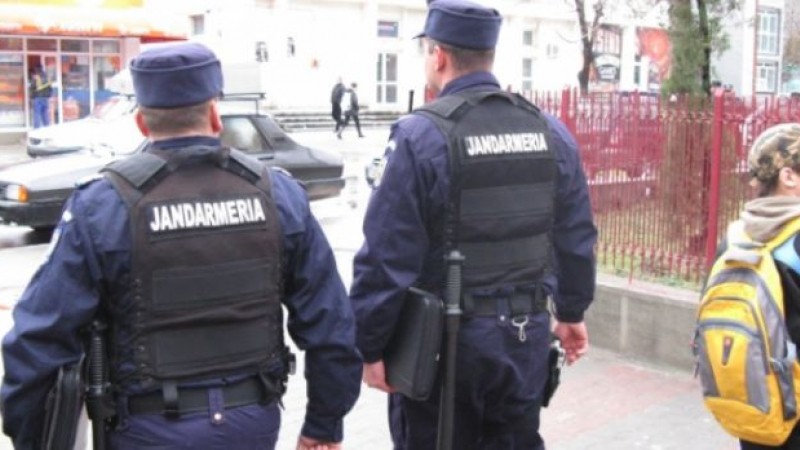 doi-barbati-prinsi-la-furat-de-catre-jandarmi-la-fosta-statie-de-oxigen-din-boldesti