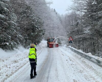 circulatia-pe-transbucegi-a-fost-inchisa-din-cauza-unei-avalanse
