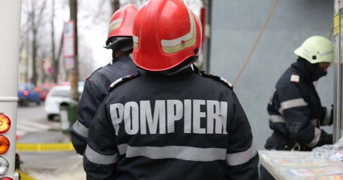 problema-la-compartimentul-motor-al-unui-tramvai-care-circula-pe-ruta-101.-calatorii,-evacuati-de-urgenta-in-zona-halelor-centrale