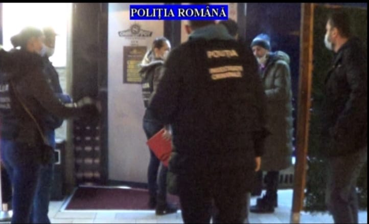 rezultatele-raziei-din-ploiesti-si-localitatile-limitrofe,-de-sambata-seara-–-masina-furata-depistata-in-trafic,-soferi-si-bicilisti-beti,-hoti-retinuti-(video)