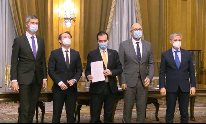 pnl-si-usr-plus-se-cearta-pe-prefecturile-din-tara.-surse-observatorulph:-cristian-ionescu,-prefectul-din-prahova-va-ramane-in-functie