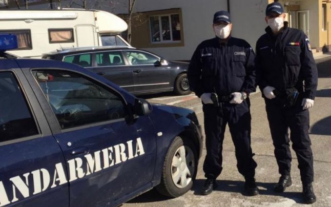 ploiestean-cercetat-penal-pentru-ca-a-fugit-din-carantina.-le-a-atras-atentia-jandarmilor-pentru-ca-nu-purta-masca