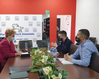 deputatul-gratiela-gavrilescu-sustine-interesele-elevilor-prahoveni